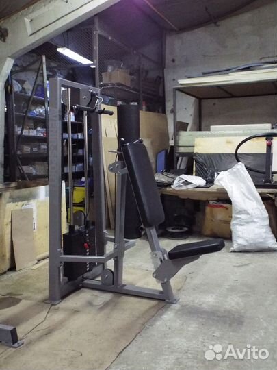 Трицепс машина 60 кг AV219/80