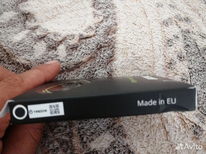 Холодный кошелёк trezor