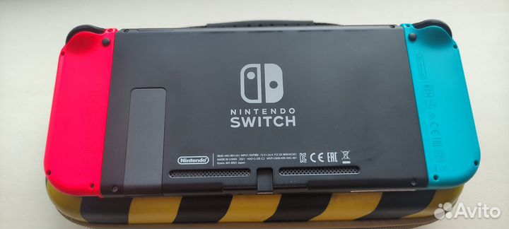Портативная игровая приставка nintendo switch