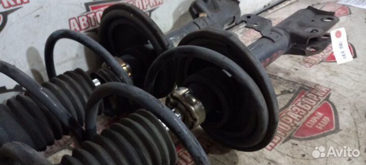 Стойка передняя Toyota Allion ZZT240 1zzfe 2003