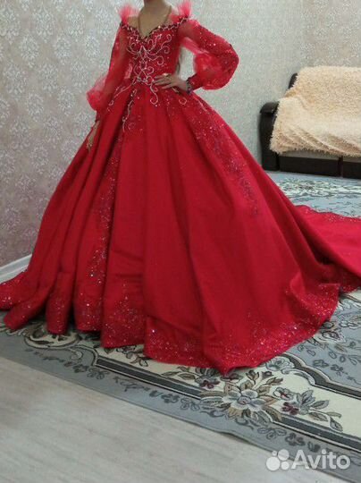 Платье свадебное вечернее для невесты