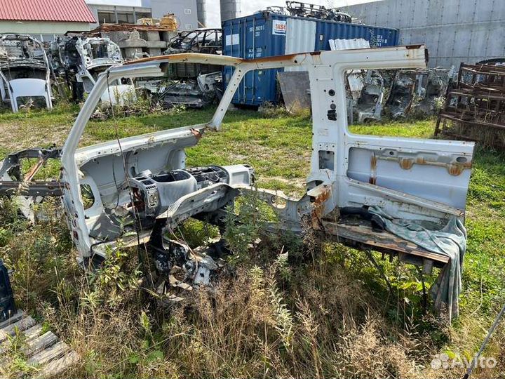 Телевизор Nissan Vanette SK82MN