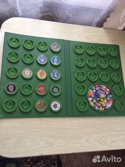 Папка и медальоны Шрек