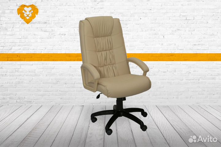 Офисное кресло