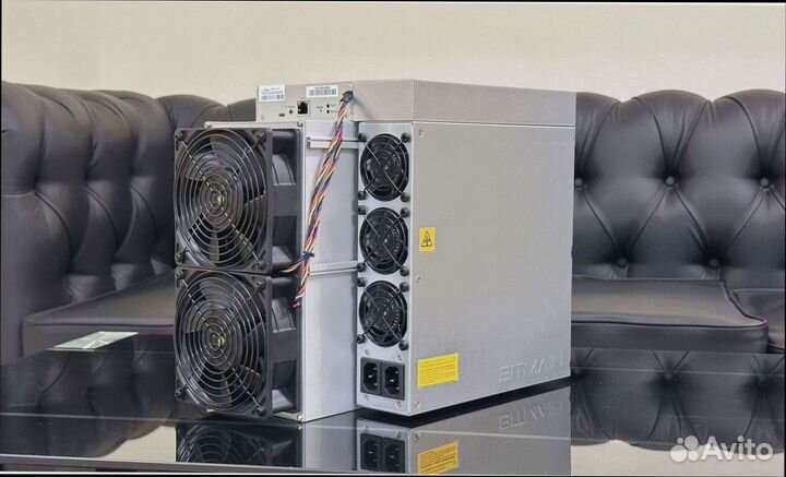 Antminer S19k pro 120T Новый