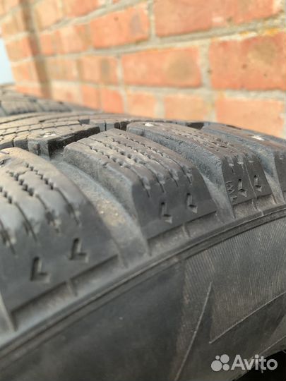 Pirelli Ice Zero 225/55 R17