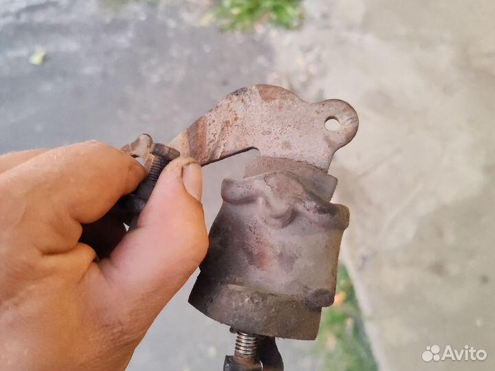 Мехонизм ручника