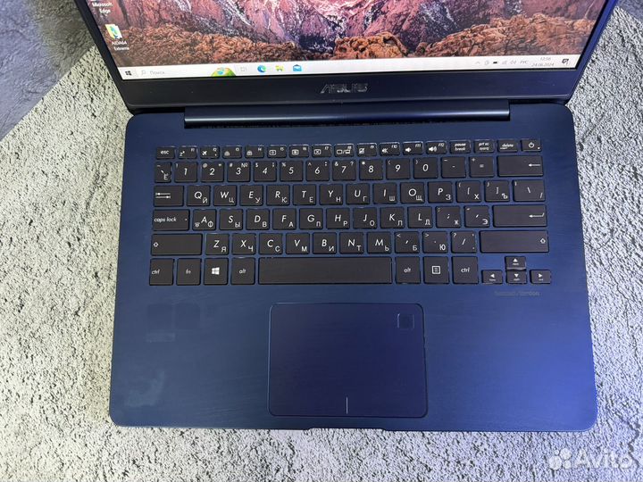 Ноутбук asus на Core i5-7200U/ 940MX/ IPS