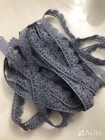 Тесьма кружево шитье