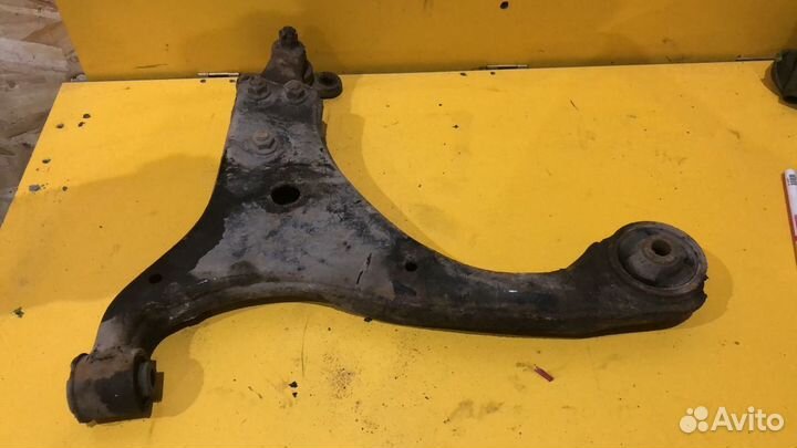 Рычаг передний правый Kia Cerato II 2008–2013