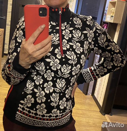 Термокофта спортивгая. Новая. 46-48 размер