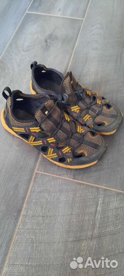 Сандалии на мальчика 35 размер