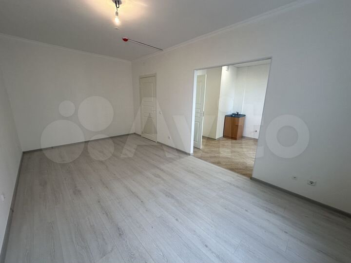 3-к. квартира, 90 м², 15/25 эт.