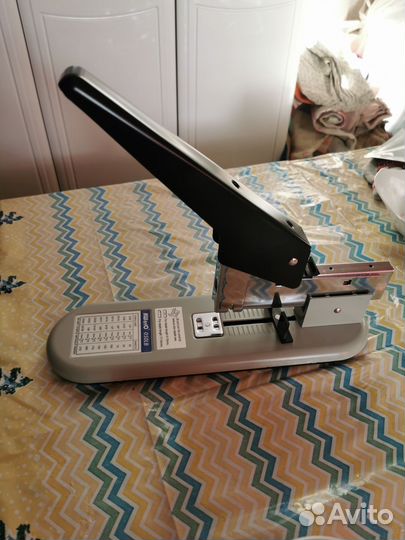 Степлер до 210 л