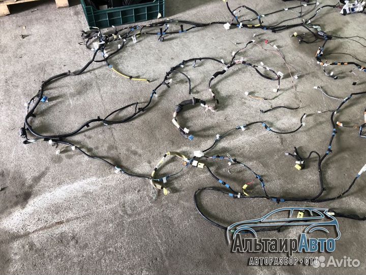 Проводка торпедо Toyota Corolla e150 коса панельна