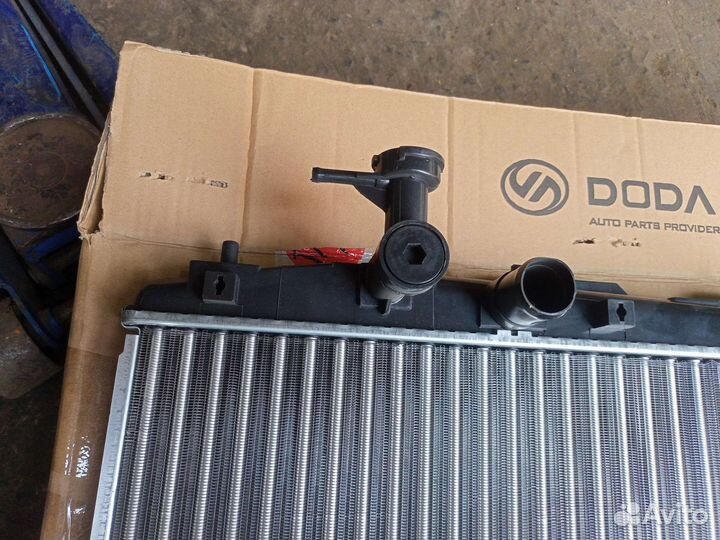 Новый радиатор на Toyota Rav 4 2 поколения