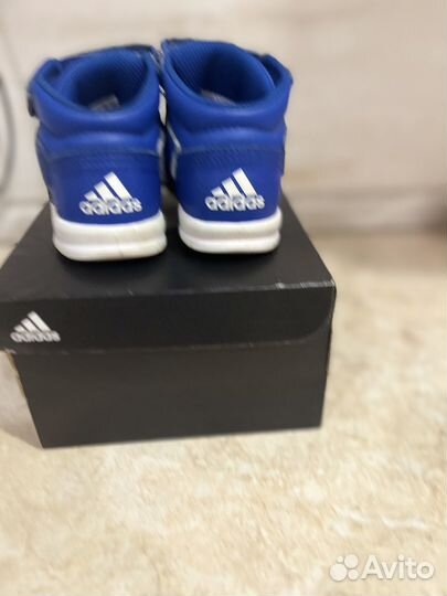 Ботинки adidas на мальчика