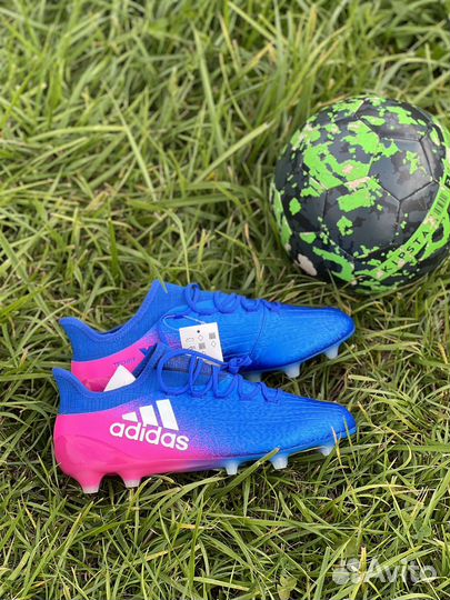 Футбольные бутсы adidas новые