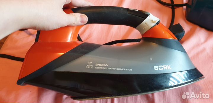 Утюг Bork рабочий
