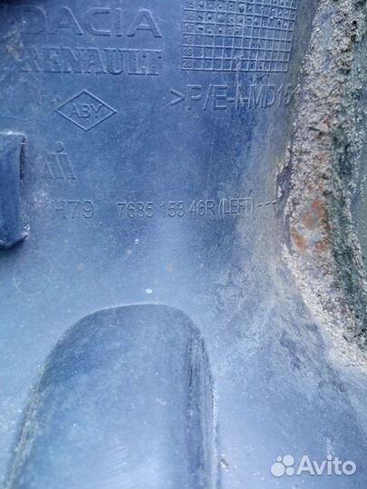 Renault Duster левая передняя накладка порога