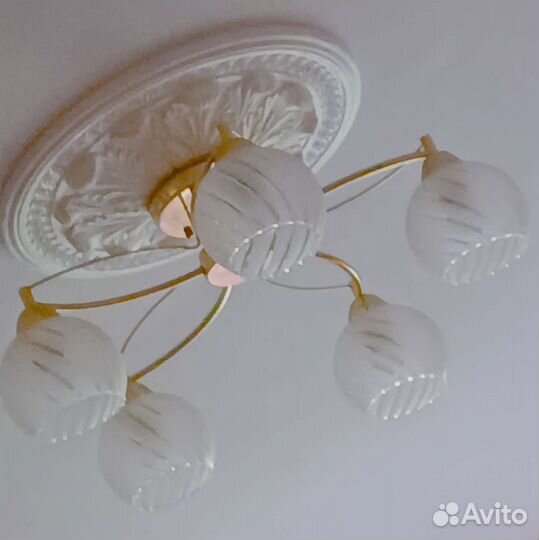 Люстра потолочная большая