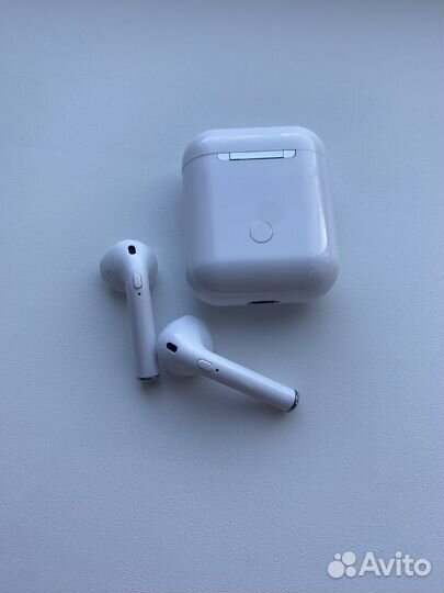Беспроводные наушники airpods
