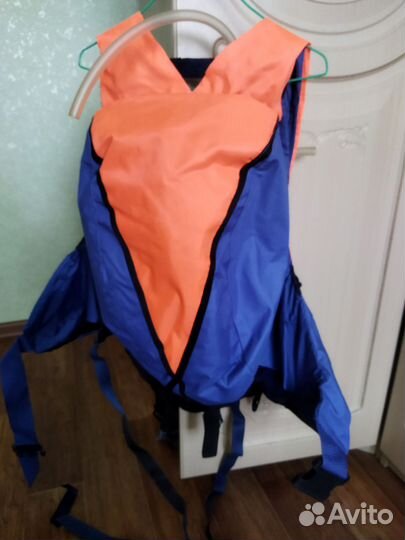 Жилет спасательный страховочный