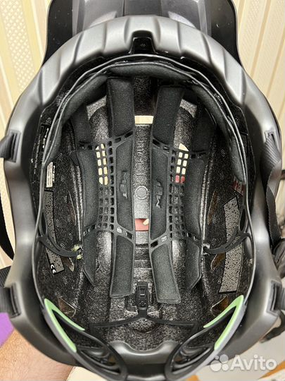 Эндуро-шлем MET Roam