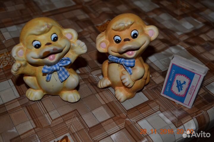 Продам сувенирные фигурки