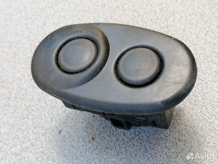 Кнопка открывания багажника Daewoo Nexia