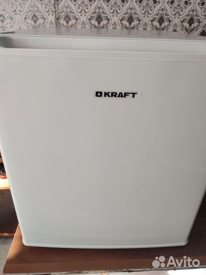 Холодильник маленький новый