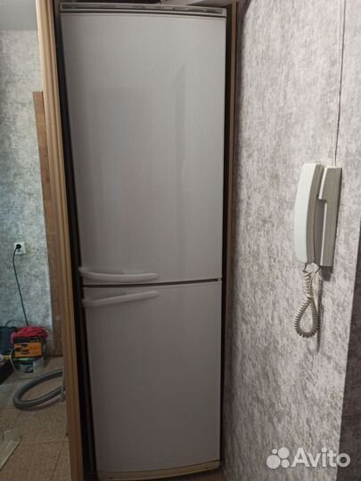 Холодильник Атлант двухкамерный