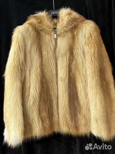 Шуба (крашенный енот)