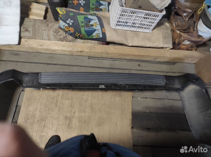 Бампер задний