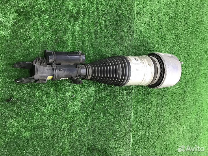 Пневмо амортизатор передний левый Mercedes E213