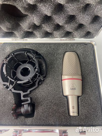 Ф15) Студийный микрофон AKG C 3000 B