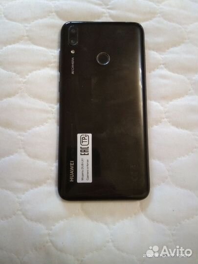 HUAWEI Y7 (2019), 3/32 ГБ
