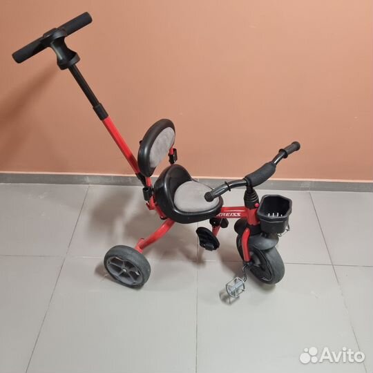 Детский велосипед с родительской ручкой