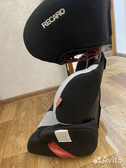 Автомобильное кресло recaro milano