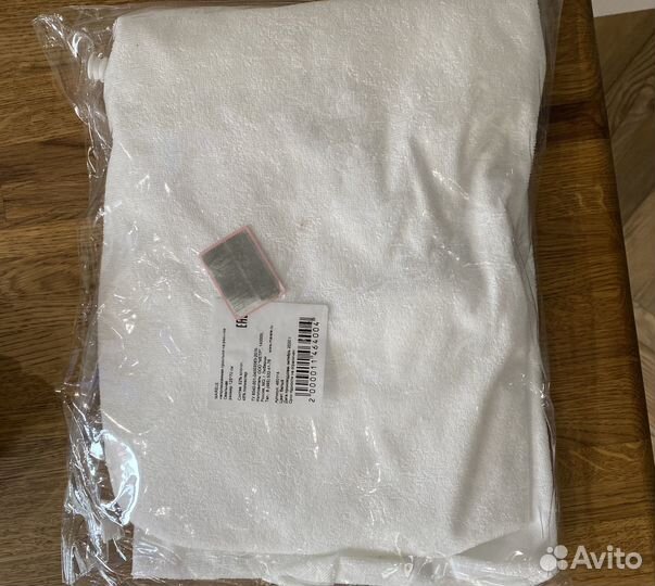 Непромокаемая простынь на резинке овальная Marele