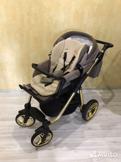 Коляска Adamex Reggio Special Edition 2 в 1