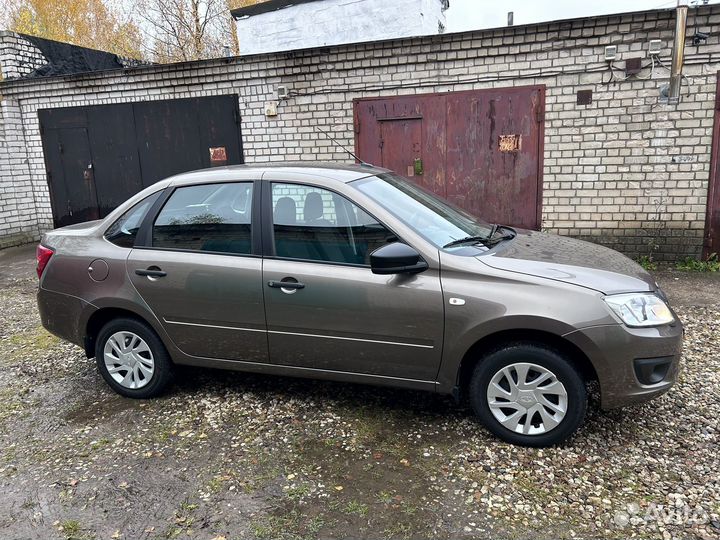LADA Granta 1.6 МТ, 2018, 29 856 км