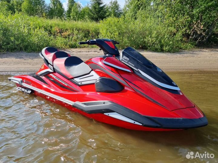 Продам гидроцикл Yamaha FX