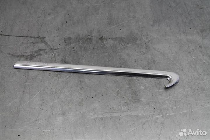 Молдинг стекла задней правой двери Audi A6(C7)