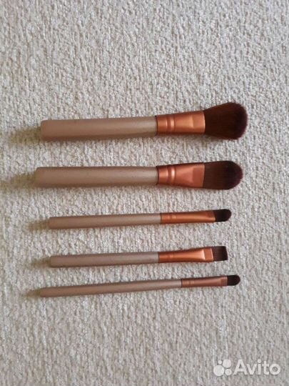 Кисти для макияжа