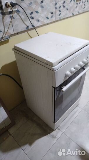 Газовая плита с духовкой