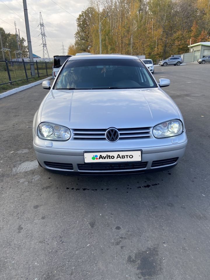 Volkswagen Golf: фото владельца
