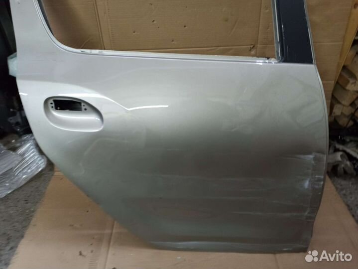 Дверь задняя правая Сандеро 2