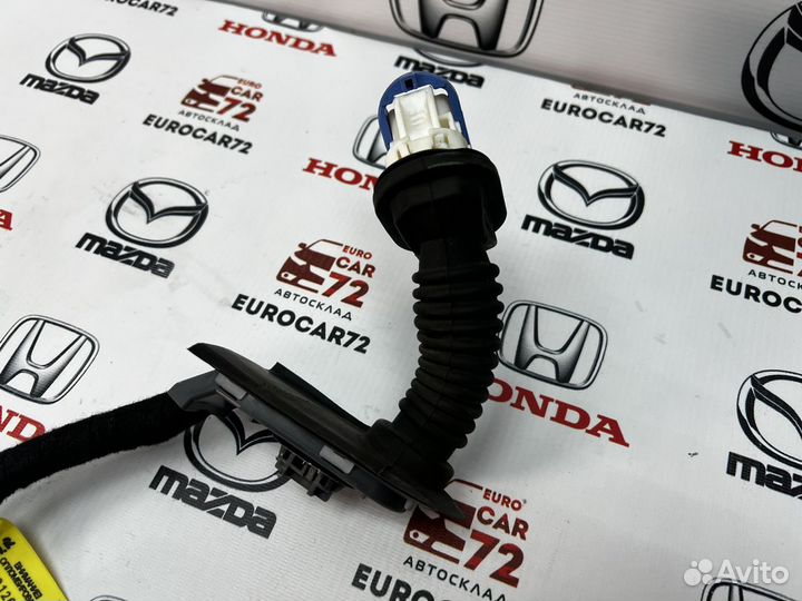 Проводка двери передняя Mazda Axela BM 2013-2019