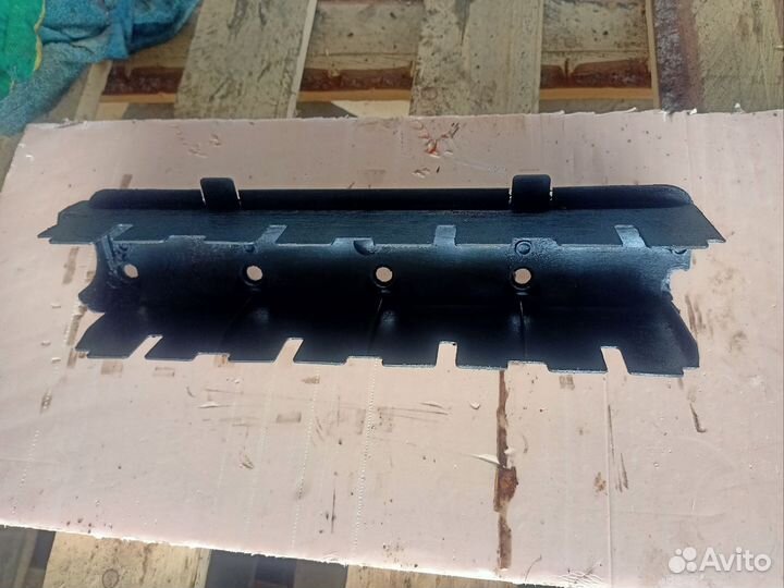 Маслоотражатель Ауди А4 Б5 1.6 ADP 06A103544